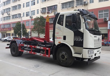 程力威牌CLW5180ZXXC6型車(chē)廂可卸式垃圾車(chē)